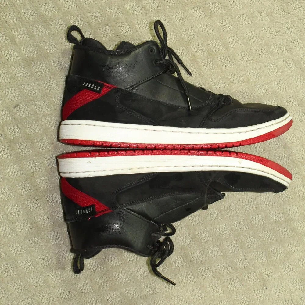 Men's 8.5 - Jordan Fadeaway Bred Mid-Top Basketball shoes